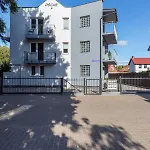 Apartman Oscar Rewal