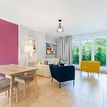 Apartman Oscar Rewal