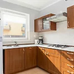 Oscar Apartment Rewal